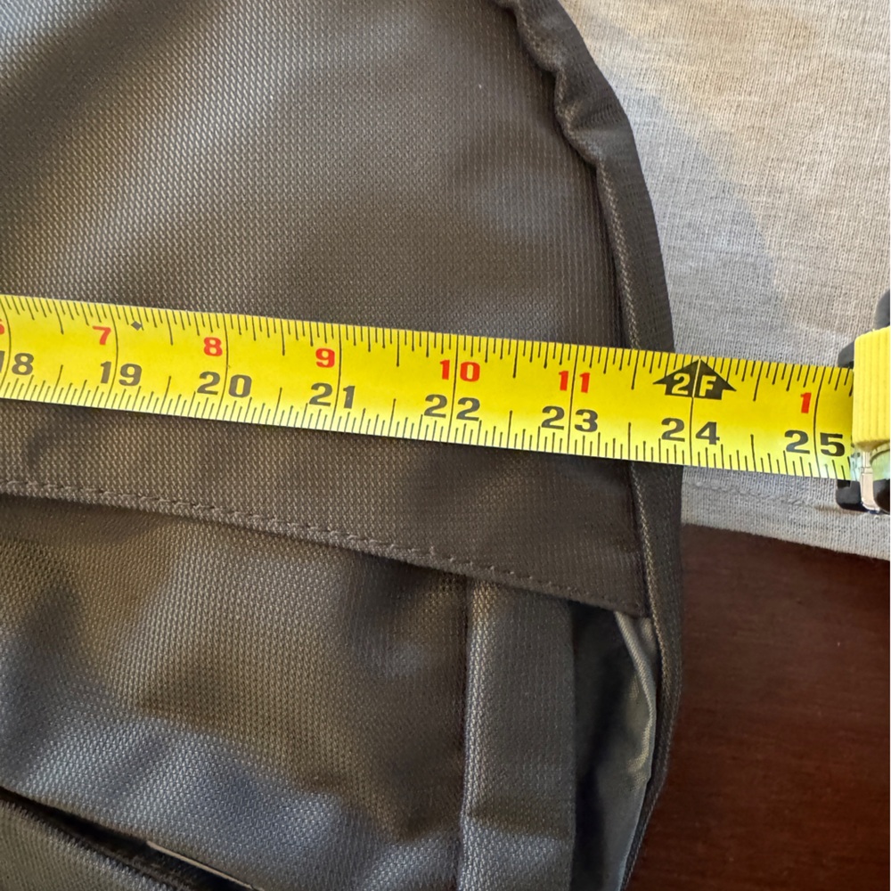 Briggs & Riley Travelware Transcend Bi-fold Garment Bag - Picture 10 of 14